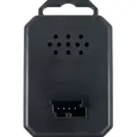 Boîtier noir avec connecteur et trous de ventilation.